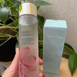 NIB Estee Lauder Micro Essence Treatment Lotion Fresh with Sakura Ferment 200ml